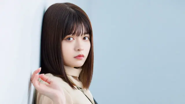 日本一のフォロワー数を誇る人気TikToker「景井ひな」のプロフィール